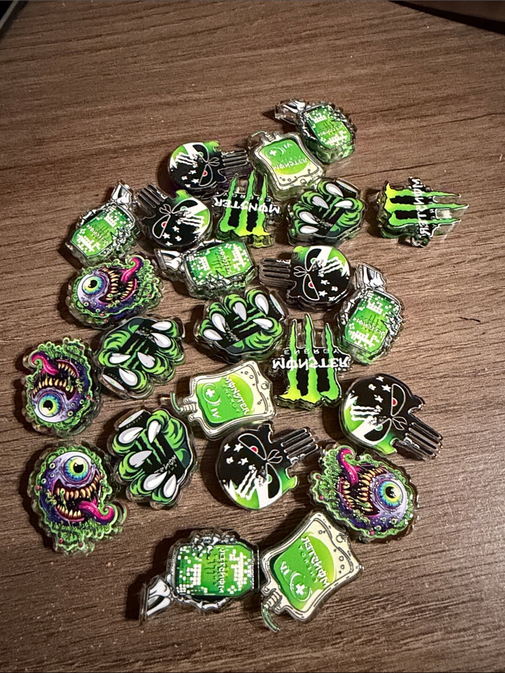 20 piece Monster drink Assorted Green & Black Energy Drink beads